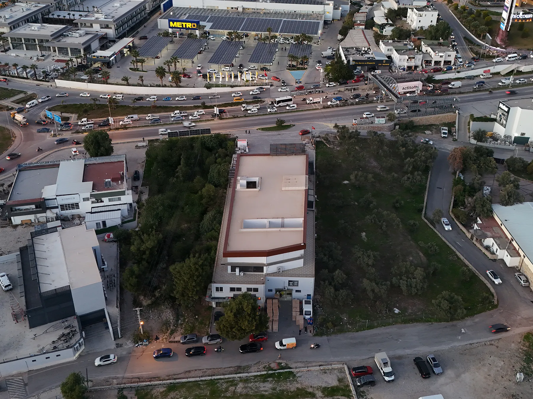 Altınkaya İş Merkezi Galeri